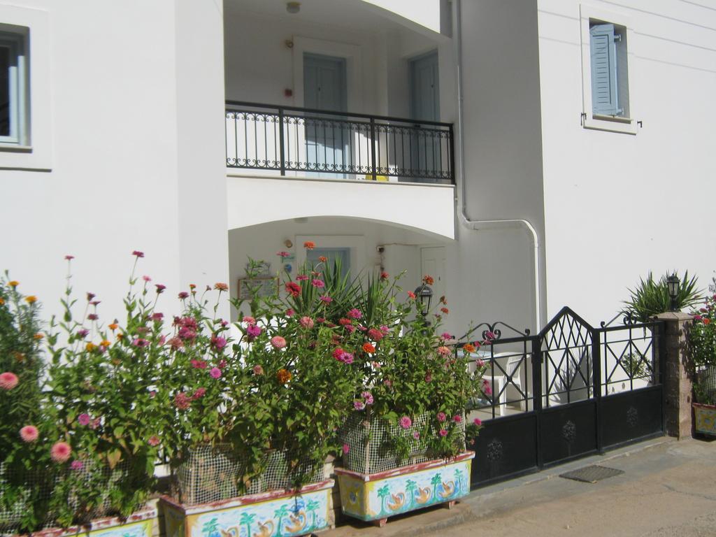 Friderica House Hotel Poros  Cameră foto